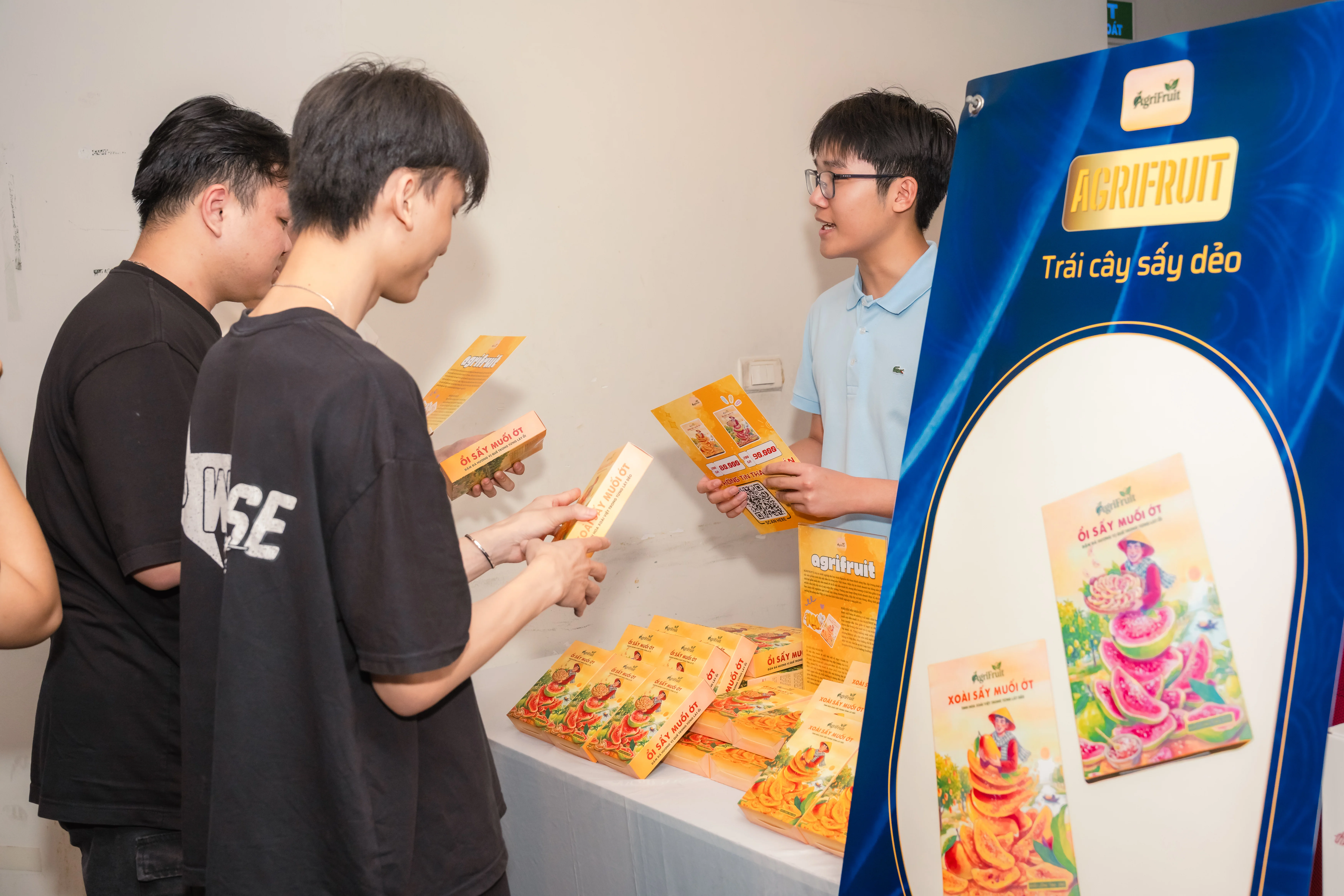 AgriFruit founder introducing dried fruit products to visitors